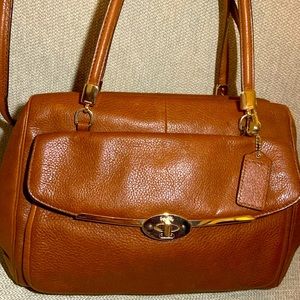 Coach satchel in buttery soft leather, excellent condition.